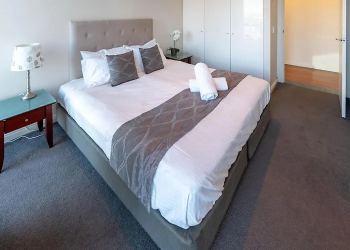 Penthouse 3 Bdrm Amazing Views Opposite Casino